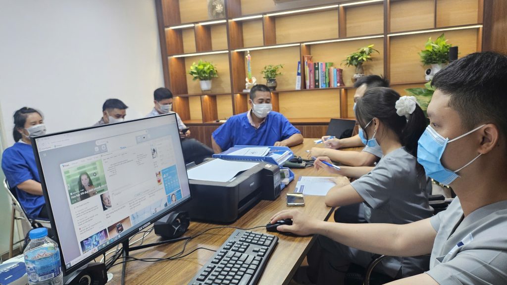 Châm cứu bấm huyệt Ba Đình thư giãn cơ thể theo phương pháp Đông y hiện đại