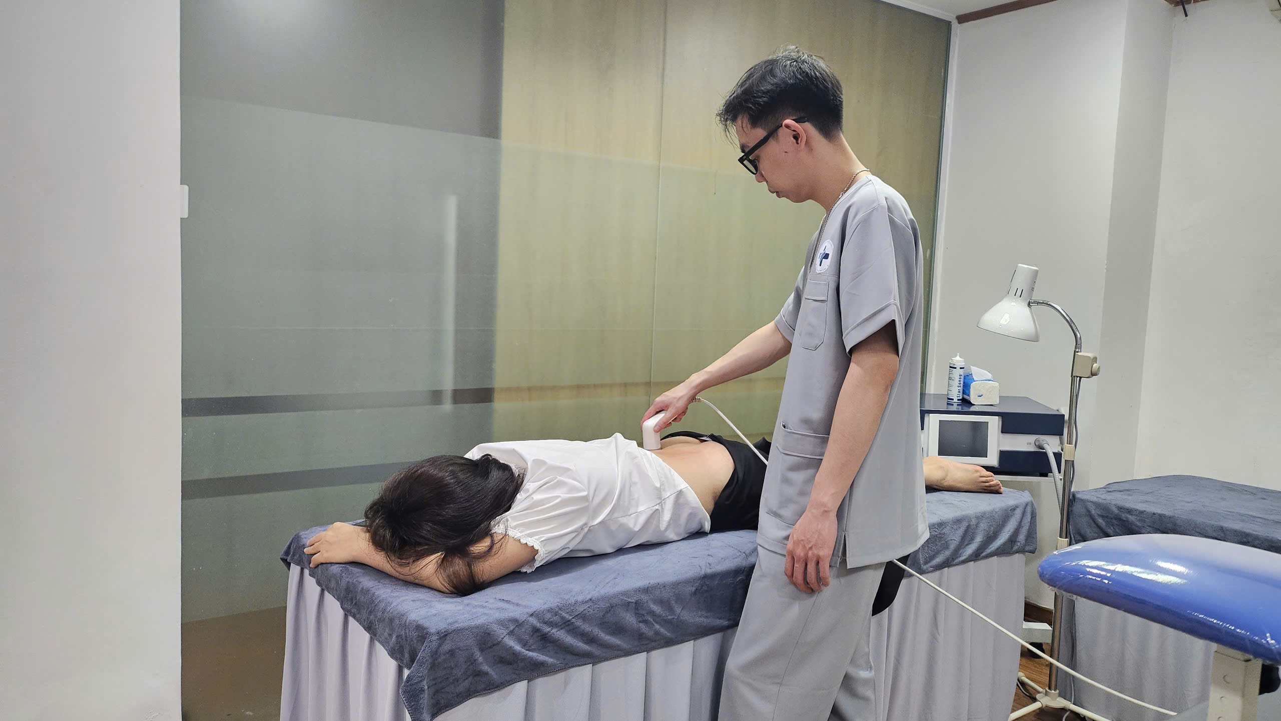 Dịch vụ Châm Cứu Bấm Huyệt Nguyễn Văn Lộc